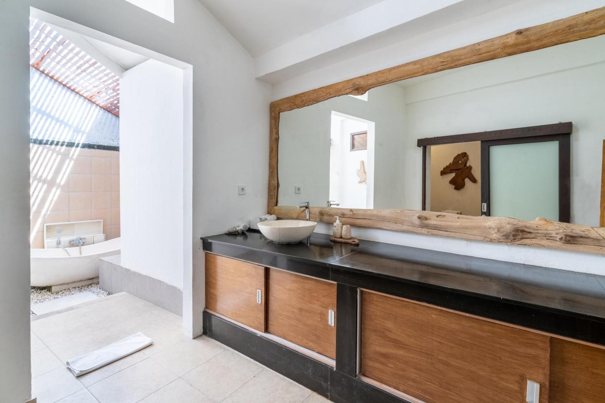Villa Aveli Seminyak By Best Deals Asia Hospitality Exteriér fotografie